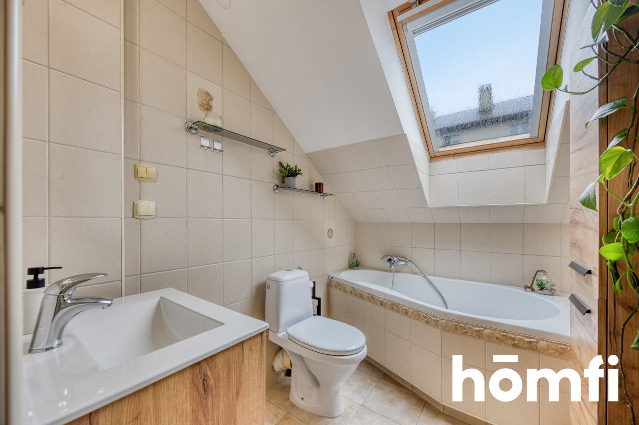 NIE ZNAJDZIESZ LEPIEJ ZLOKALIZOWANEJ SZEREGÓWKI Z GARAŻEM I OGRÓDKIEM - Dom - Sprzedaż - Rzeszów, Franciszka Kotuli