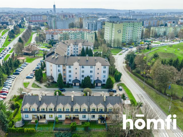 YOU WON'T FIND A BETTER LOCATED RETAIL HOUSE WITH A GARAGE AND GARDEN - Дім - Продаж - Rzeszów, Franciszka Kotuli