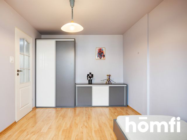 YOU WON'T FIND A BETTER LOCATED RETAIL HOUSE WITH A GARAGE AND GARDEN - Дім - Продаж - Rzeszów, Franciszka Kotuli