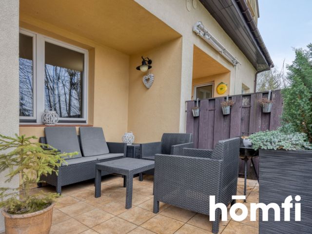 YOU WON'T FIND A BETTER LOCATED RETAIL HOUSE WITH A GARAGE AND GARDEN - Дім - Продаж - Rzeszów, Franciszka Kotuli