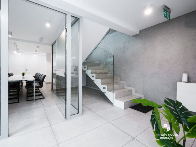 Office space for sell 192 sqm - Комерційне приміщення - Продаж - Kraków, Krowodrza / Wola Justowska