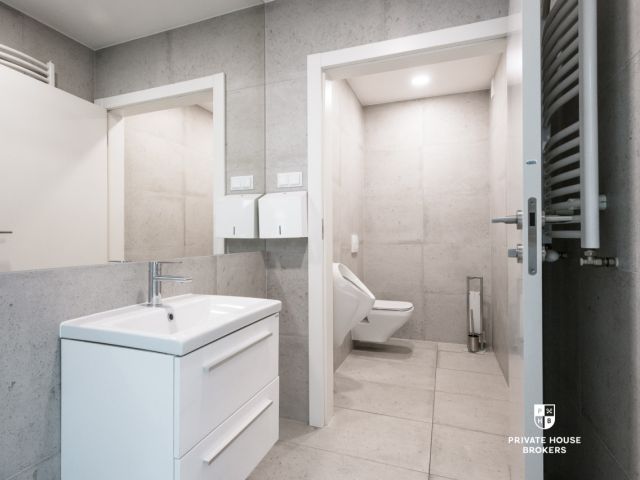 Office space for sell 192 sqm - Комерційне приміщення - Продаж - Kraków, Krowodrza / Wola Justowska