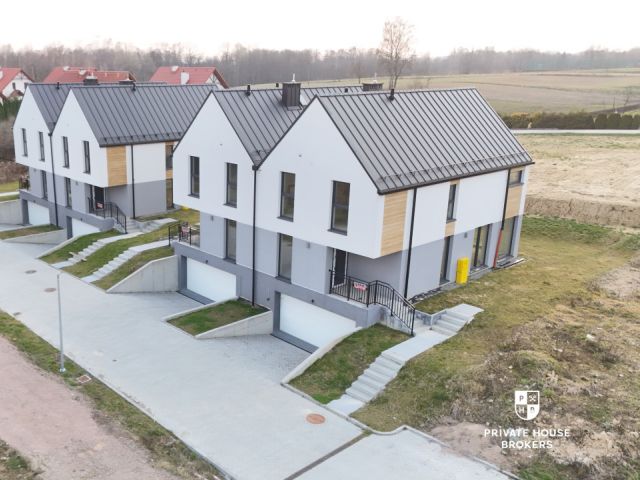 Modern semi-detached house surrounded by nature - House - Sale - Krakowski, Liszki / Rączna