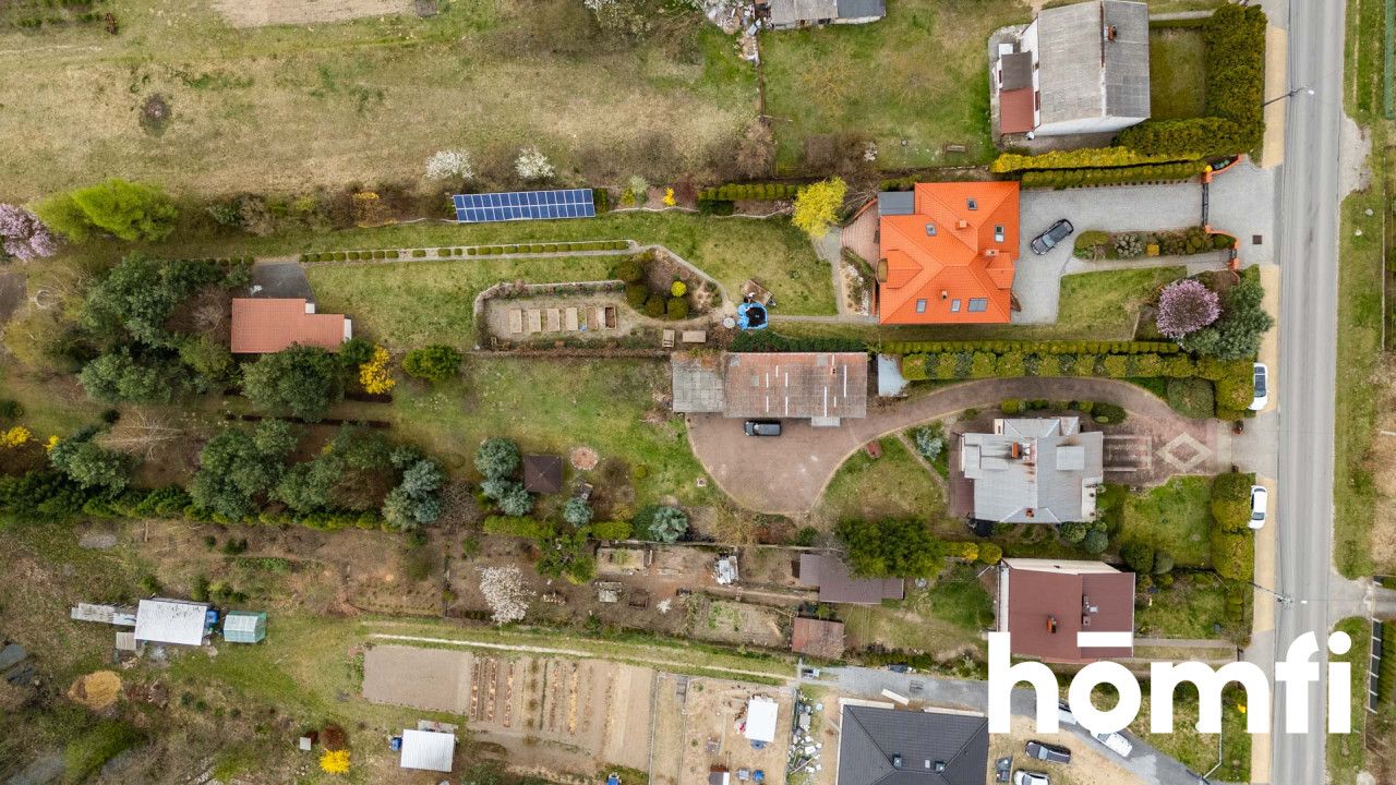 A 164m2 house with huge potential and a beautiful garden - House - Sale - Zwoleński, Zwoleń