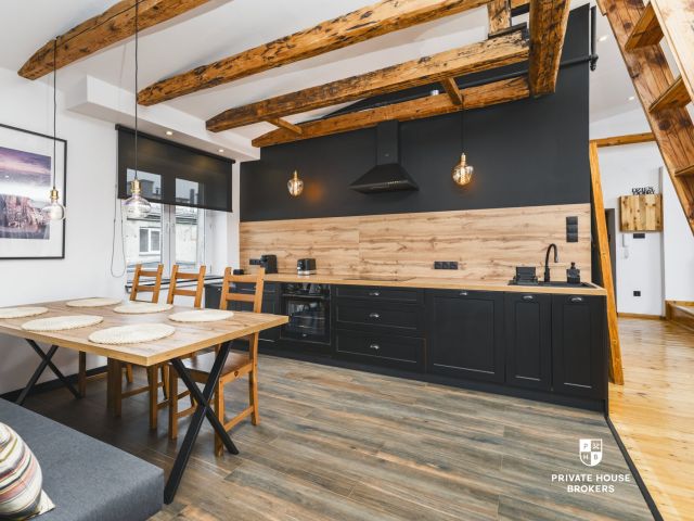 Spacious 1 bedroom 87m2 apartment near Planty Park - Apartment - Rent - Kraków, Śródmieście / Stare Miasto