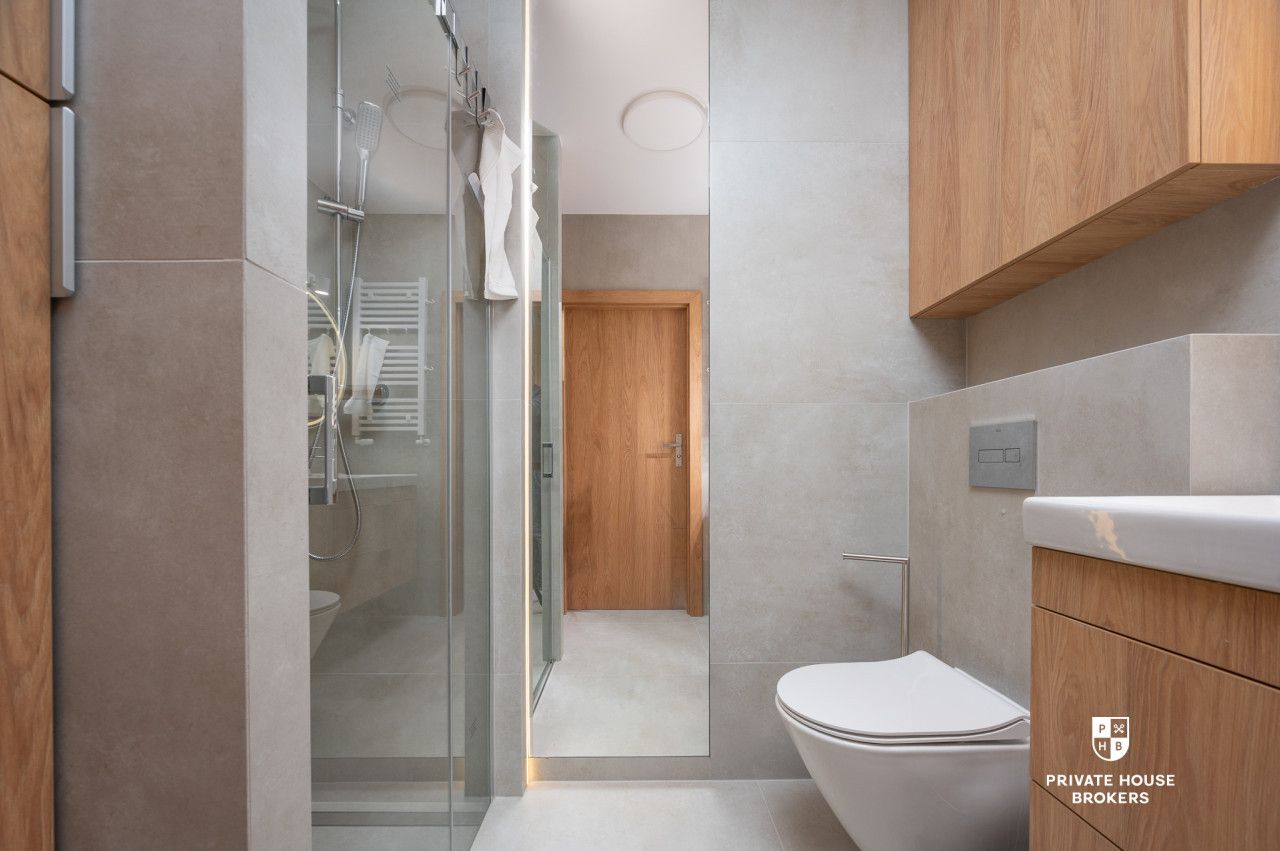 Brand-new 1-bedroom apartment with AC, balcony & parking – available now | Prądnik Czerwony - Apartment - Rent - Kraków, Śródmieście / Prądnik Czerwony