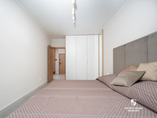 Brand-new 1-bedroom apartment with AC, balcony & parking – available now | Prądnik Czerwony - Apartment - Rent - Kraków, Śródmieście / Prądnik Czerwony