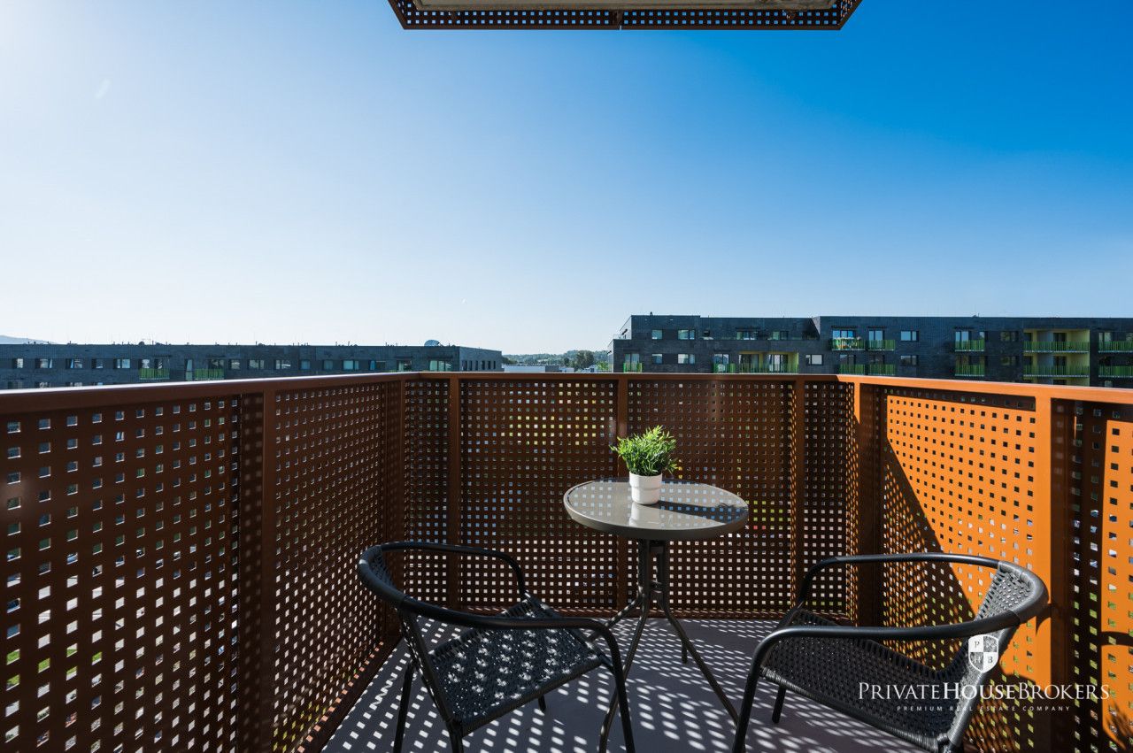 A spacious, two-room apartment at Wizjonerów Street - Квартира - Оренда - Kraków, Krowodrza / Bronowice