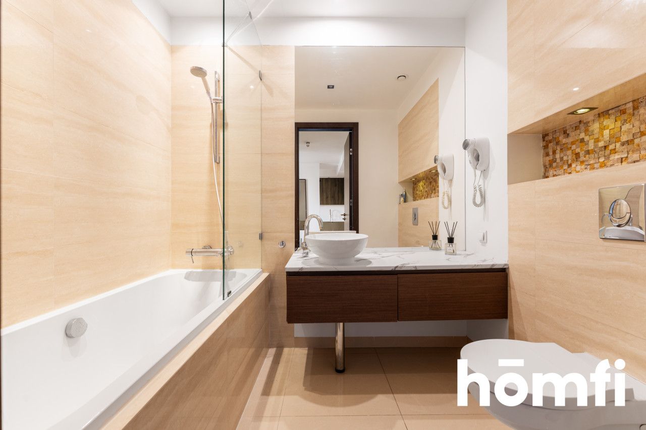 Apartment in Warsaw - Platinum Towers - Apartment - Sale - Warszawa, Śródmieście