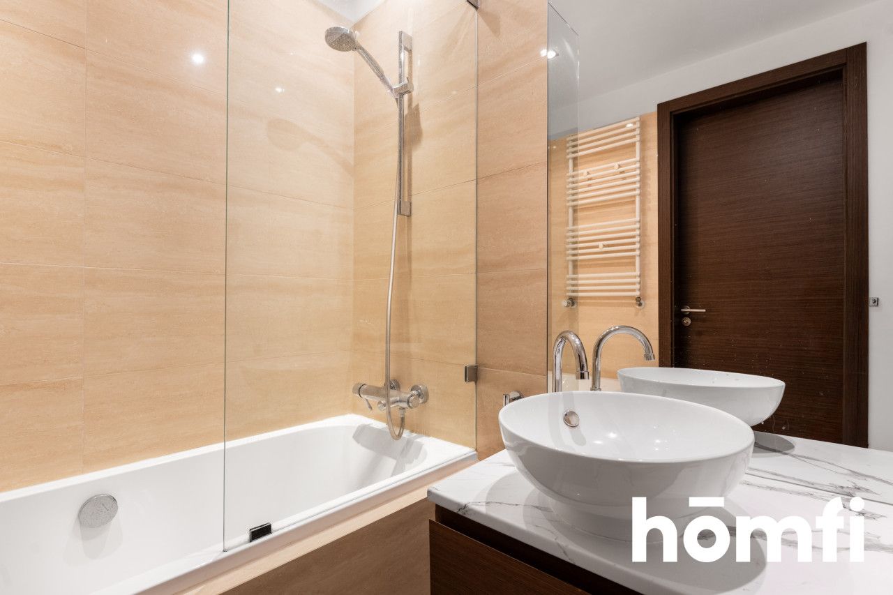 Apartment in Warsaw - Platinum Towers - Apartment - Sale - Warszawa, Śródmieście