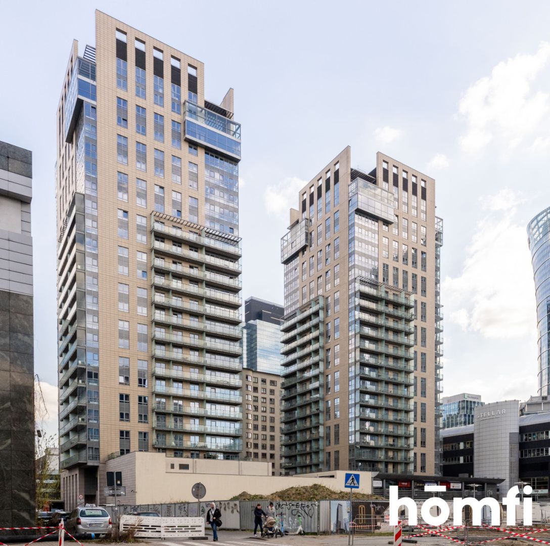 Apartment in Warsaw - Platinum Towers - Apartment - Sale - Warszawa, Śródmieście