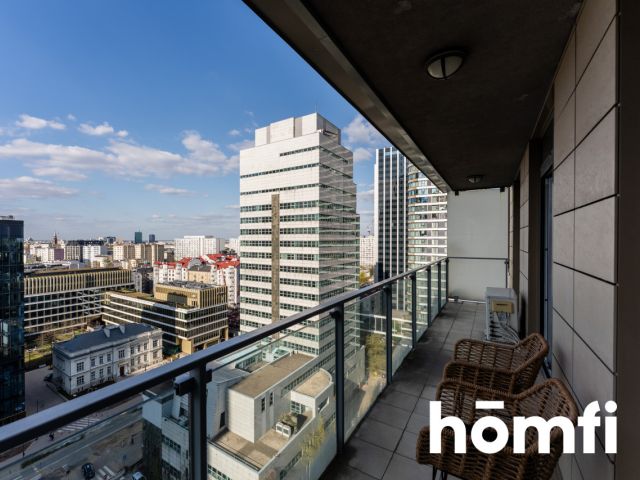 Apartament w sercu Warszawy - Platinum Towers - Mieszkanie - Sprzedaż - Warszawa, Śródmieście