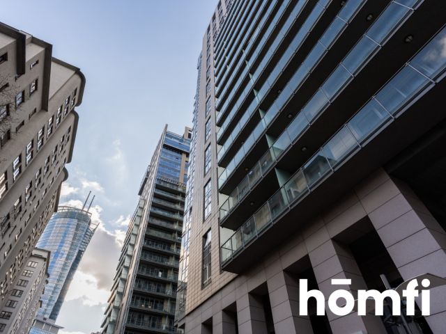 Apartament w sercu Warszawy - Platinum Towers - Mieszkanie - Sprzedaż - Warszawa, Śródmieście