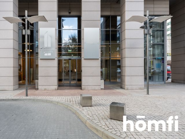 Apartament w sercu Warszawy - Platinum Towers - Mieszkanie - Sprzedaż - Warszawa, Śródmieście