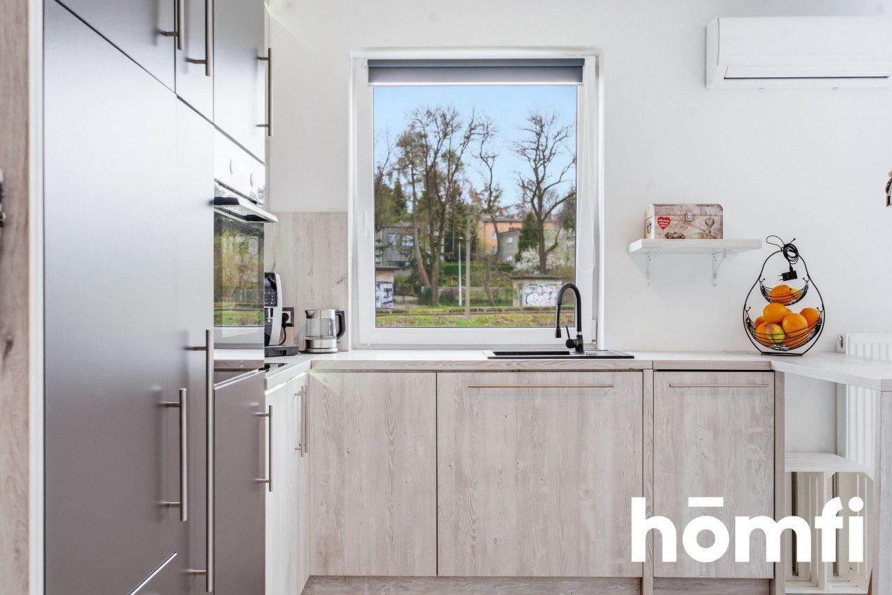 Bielsko-Biała | 4 Rooms | Air Conditioning | Balcony - Apartment - Sale - Bielsko-Biała, Górne Przedmieście