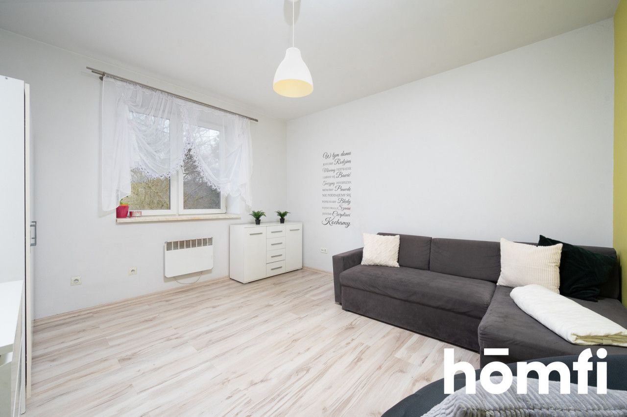 well-designed studio apartment with an area of 28.2 sqm, located in Płaszów. - Квартира - Продаж - Kraków, Podgórze