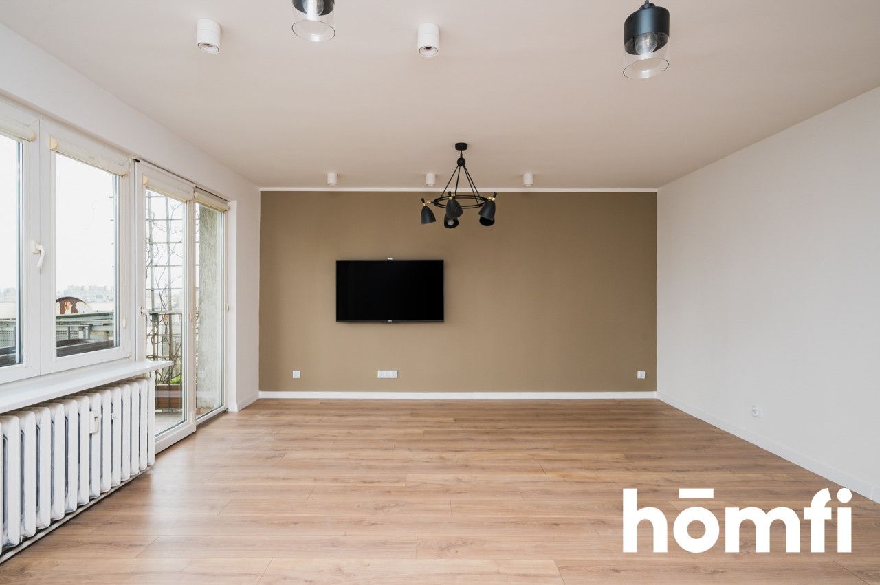 3 rooms/ 3-Room Apartment after Full Renovation/ Tatra Mountains View/ os. Piastów/ Mistrzejowice - Apartment - Sale - Kraków, Nowa Huta / Mistrzejowice