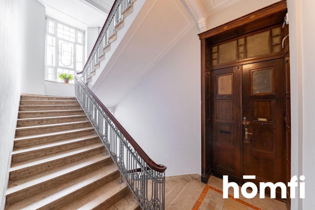 Apartment for rent in central Łódź – historic townhouse, elevator, high ceilings 3.8 m, ideal for office, clinic or residential use - Квартира - Оренда - Łódź, Widzew