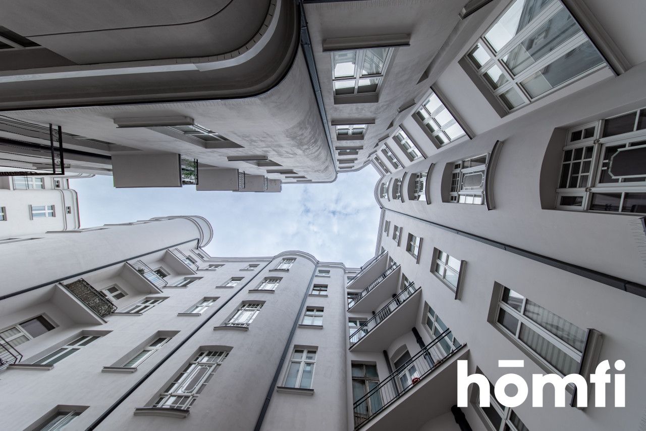 Apartment for rent in central Łódź – historic townhouse, elevator, high ceilings 3.8 m, ideal for office, clinic or residential use - Квартира - Оренда - Łódź