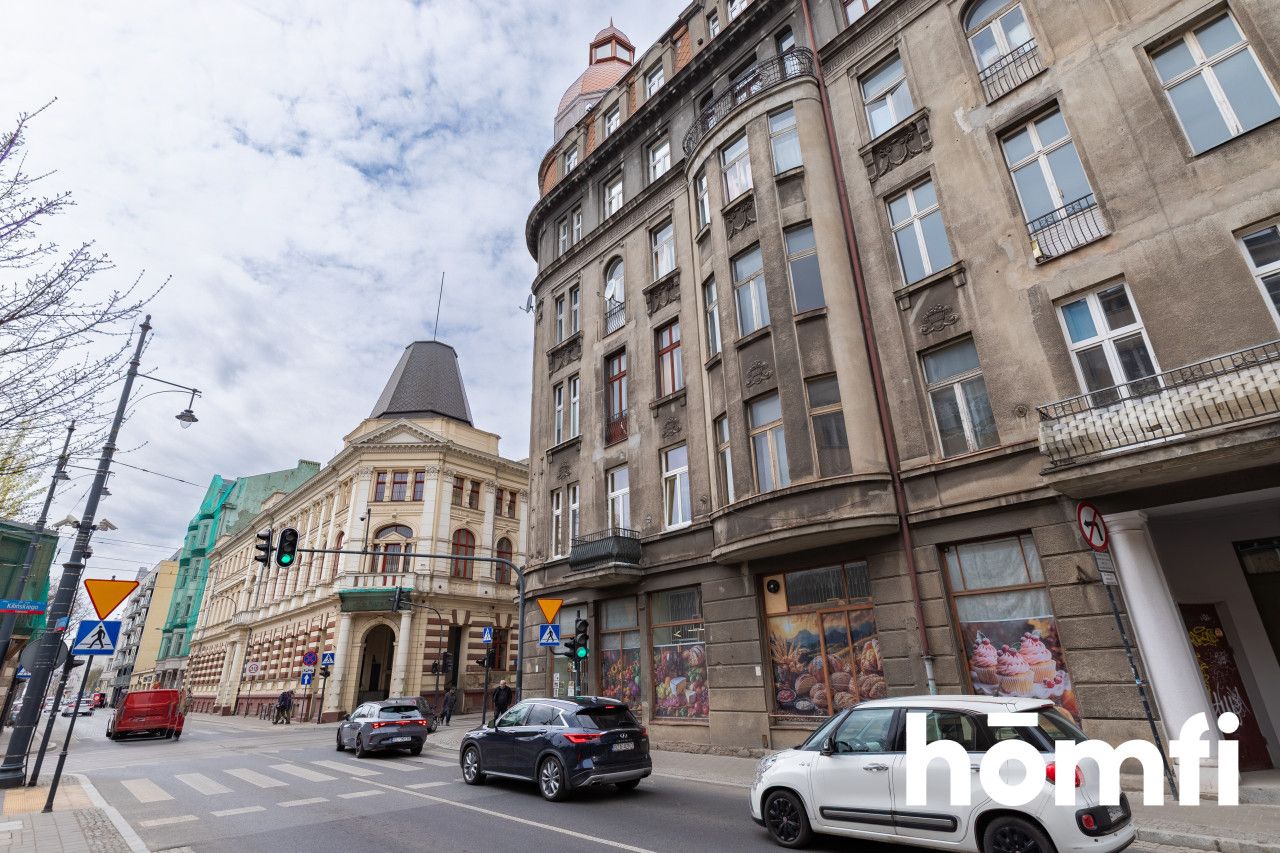 Apartment for rent in central Łódź – historic townhouse, elevator, high ceilings 3.8 m, ideal for office, clinic or residential use - Квартира - Оренда - Łódź
