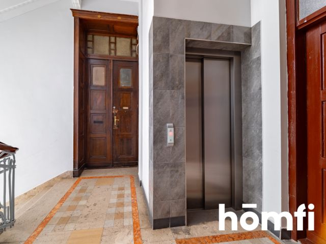 Apartment for rent in central Łódź – historic townhouse, elevator, high ceilings 3.8 m, ideal for office, clinic or residential use - Apartment - Rent - Łódź, Widzew