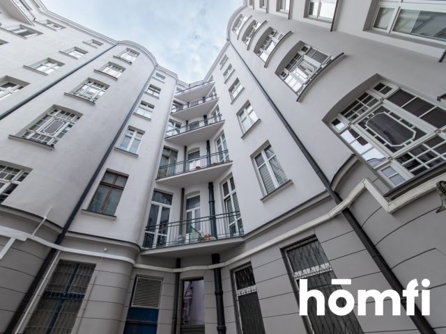 Apartment for rent in central Łódź – historic townhouse, elevator, high ceilings 3.8 m, ideal for office, clinic or residential use - Apartment - Rent - Łódź, Widzew