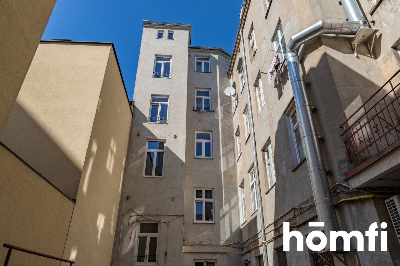 STYLISH 2-BEDROOM APARTMENT WITH LOFT | 2 MIN FROM PIOTRKOWSKA STREET | CENTRAL ŁÓDŹ - Apartment - Sale - Łódź