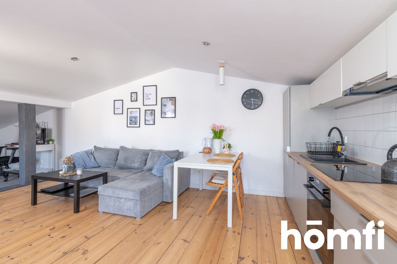 CUNIQUE 2-ROOM APARTMENT WITH LOFT IN ŁÓDŹ CITY CENTRE - Квартира - Продаж - Łódź