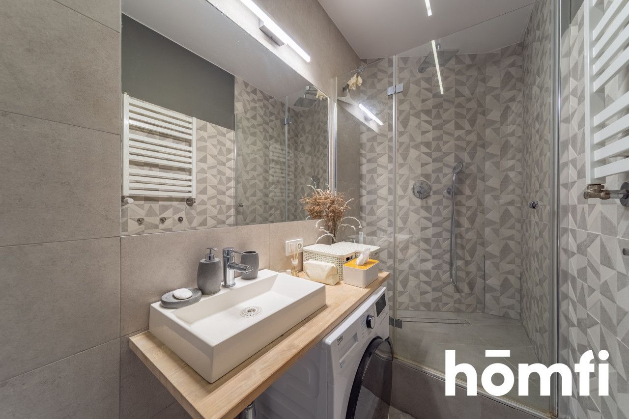 CUNIQUE 2-ROOM APARTMENT WITH LOFT IN ŁÓDŹ CITY CENTRE - Квартира - Продаж - Łódź