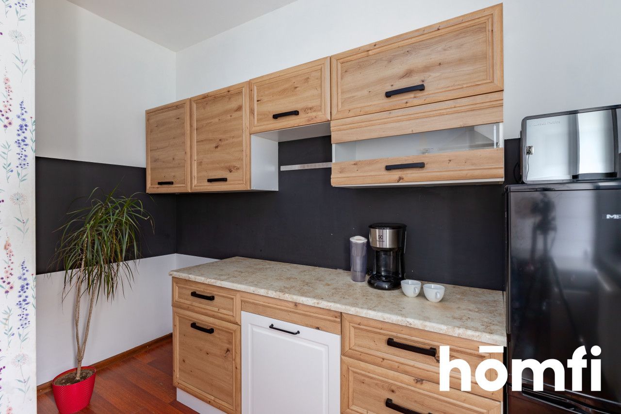 Łódź Stoki – 2-room 43 m² fully furnished apartment for rent, separate kitchen, quiet and green area, close to University of Łódź and Medical University, good transport connections - Apartment - Rent - Łódź, Widzew