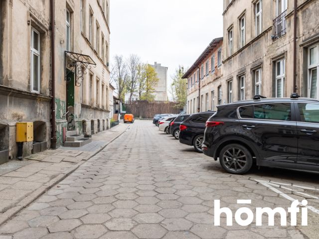 37-square-meter studio apartment, rented - Apartment - Sale - Łódź, Polesie