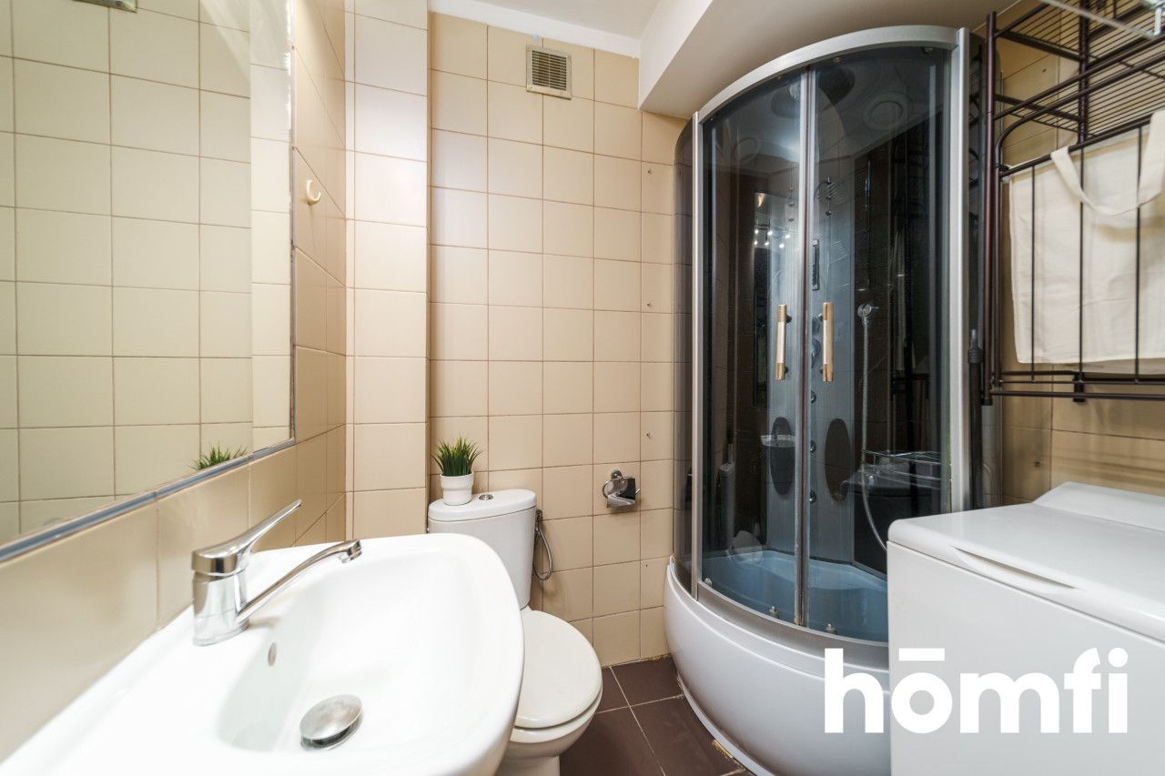 Studio apartment + parking, downtown, view of the Shipyards - Apartment - Rent - Gdańsk, Śródmieście