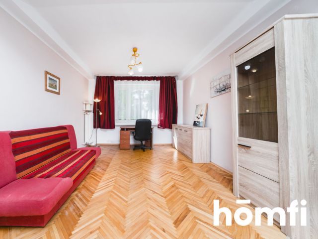 Apartment with 3 independent rooms and a separate kitchen - Квартира - Продаж - Kraków, Nowa Huta