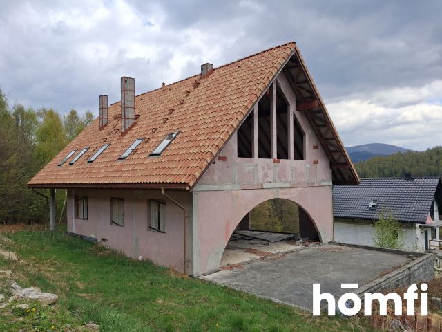 HOUSE WITH A MOUNTAIN VIEW WITH A PLOT OF 3373 m2 BRENNA - Дім - Продаж - Cieszyński, Brenna