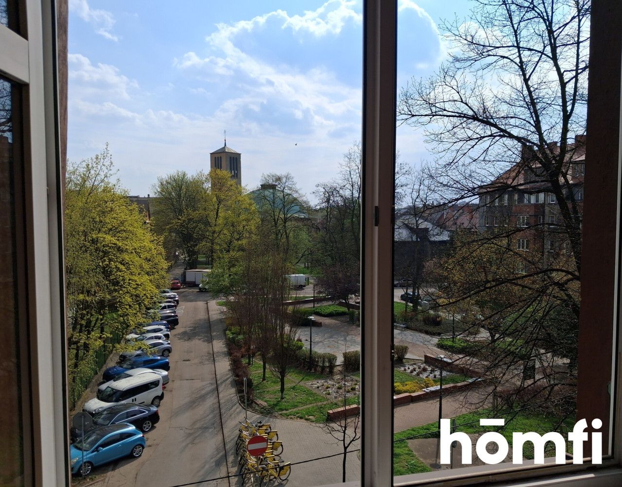 SPACIOUS 3-ROOM APARTMENT IN THE HEART OF BYTOM - Apartment - Sale - Bytom, Centrum