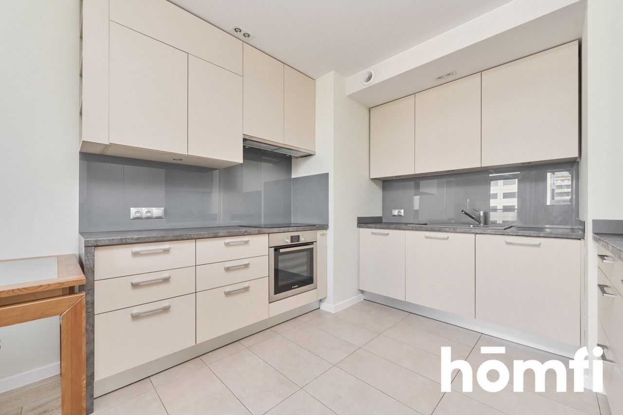 3-room apartment on 9th floor near Sky Tower City Center - Apartment - Rent - Wrocław, Krzyki