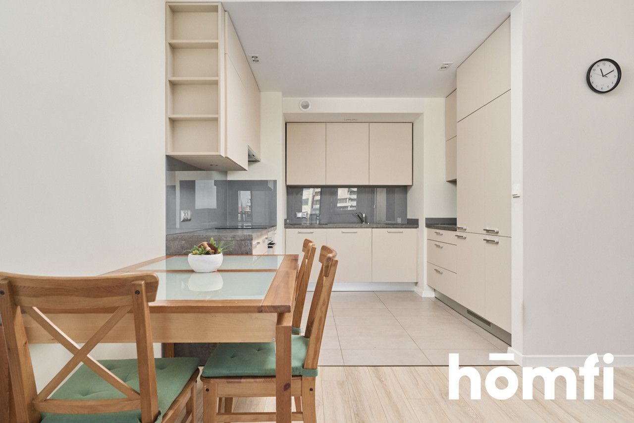 3-room apartment on 9th floor near Sky Tower City Center - Apartment - Rent - Wrocław, Krzyki