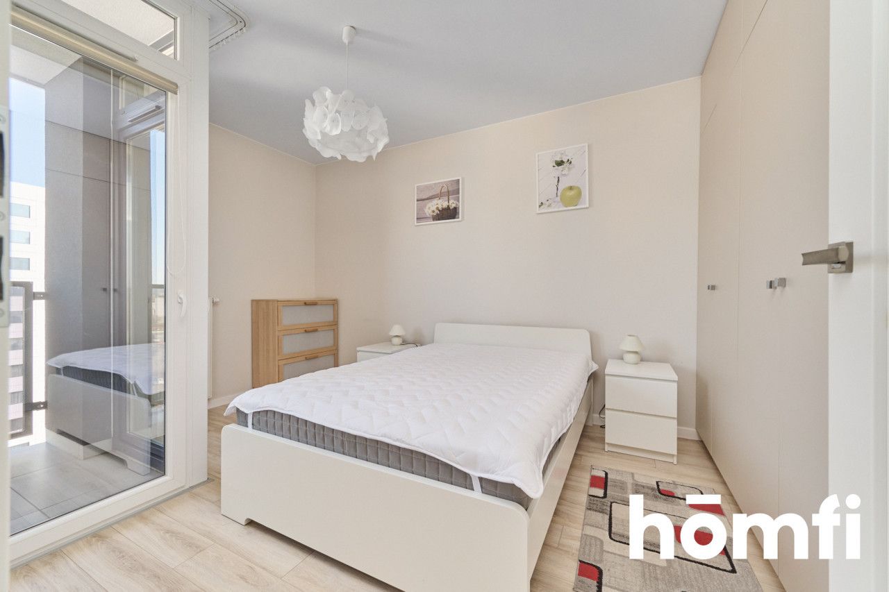 3-room apartment on 9th floor near Sky Tower City Center - Apartment - Rent - Wrocław, Krzyki