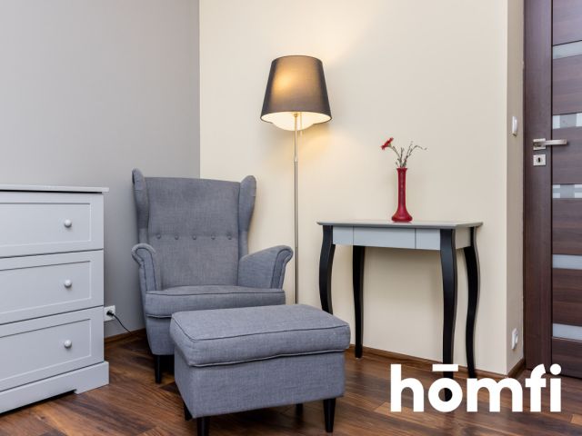 TWO-ROOM APARTMENT WITH A VIEW ON SŁUŻEWIEC - Apartment - Rent - Warszawa, Mokotów