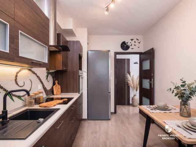 KRAKÓW | Płaszów | 2 pokoje z osobną kuchnią | 56,74 m² | Widok na panoramę miasta - Mieszkanie - Sprzedaż - Kraków, Podgórze