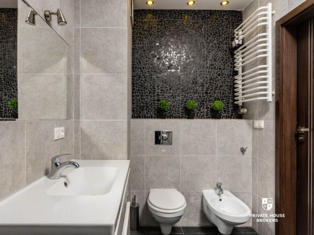 KRAKÓW | Płaszów | 2 pokoje z osobną kuchnią | 56,74 m² | Widok na panoramę miasta - Mieszkanie - Sprzedaż - Kraków, Podgórze