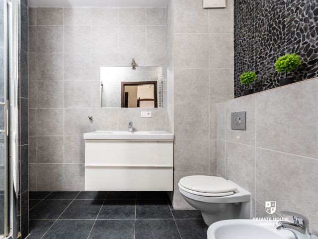 KRAKÓW | Płaszów | 2 pokoje z osobną kuchnią | 56,74 m² | Widok na panoramę miasta - Mieszkanie - Sprzedaż - Kraków, Podgórze