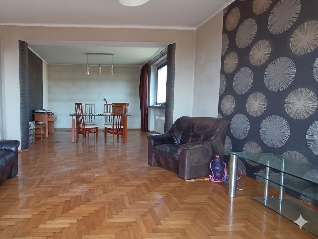 Dom Wodzisław Centrum | Nowy dach i garaż - Dom - Sprzedaż - Wodzisławski, Wodzisław Śląski / Centrum