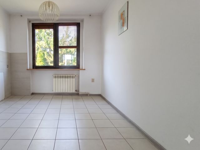 Dom Wodzisław Centrum | Nowy dach i garaż - Dom - Sprzedaż - Wodzisławski, Wodzisław Śląski / Centrum