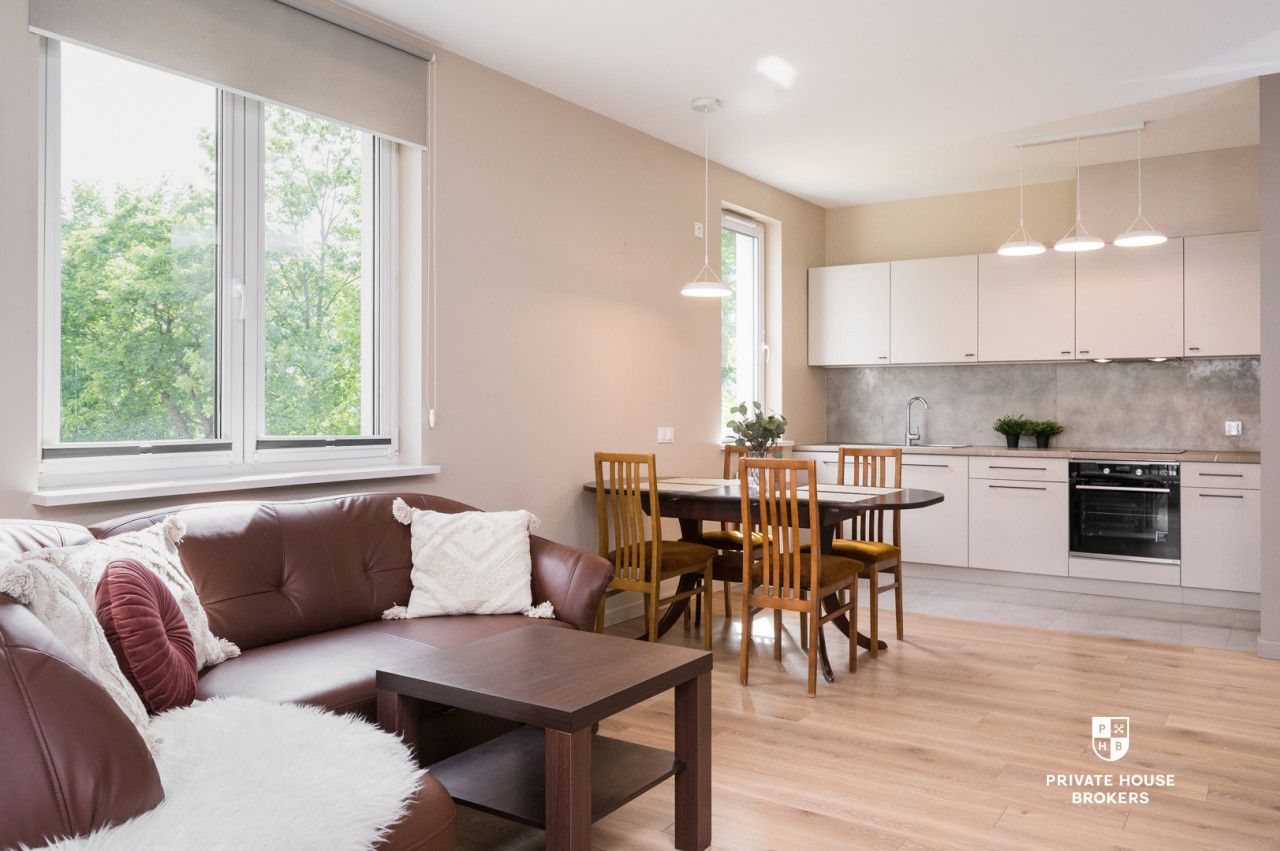 Spacious 66m three-room apartment with balcony at Głowackiego Street - Apartment - Rent - Kraków, Krowodrza / Bronowice