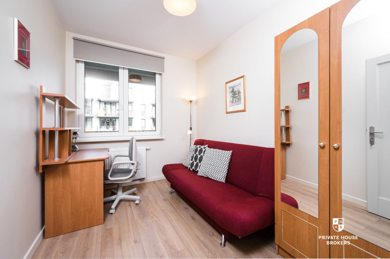 Spacious 66m three-room apartment with balcony at Głowackiego Street - Apartment - Rent - Kraków, Krowodrza / Bronowice