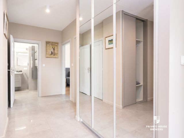 Spacious 66m three-room apartment with balcony at Głowackiego Street - Apartment - Rent - Kraków, Krowodrza / Bronowice