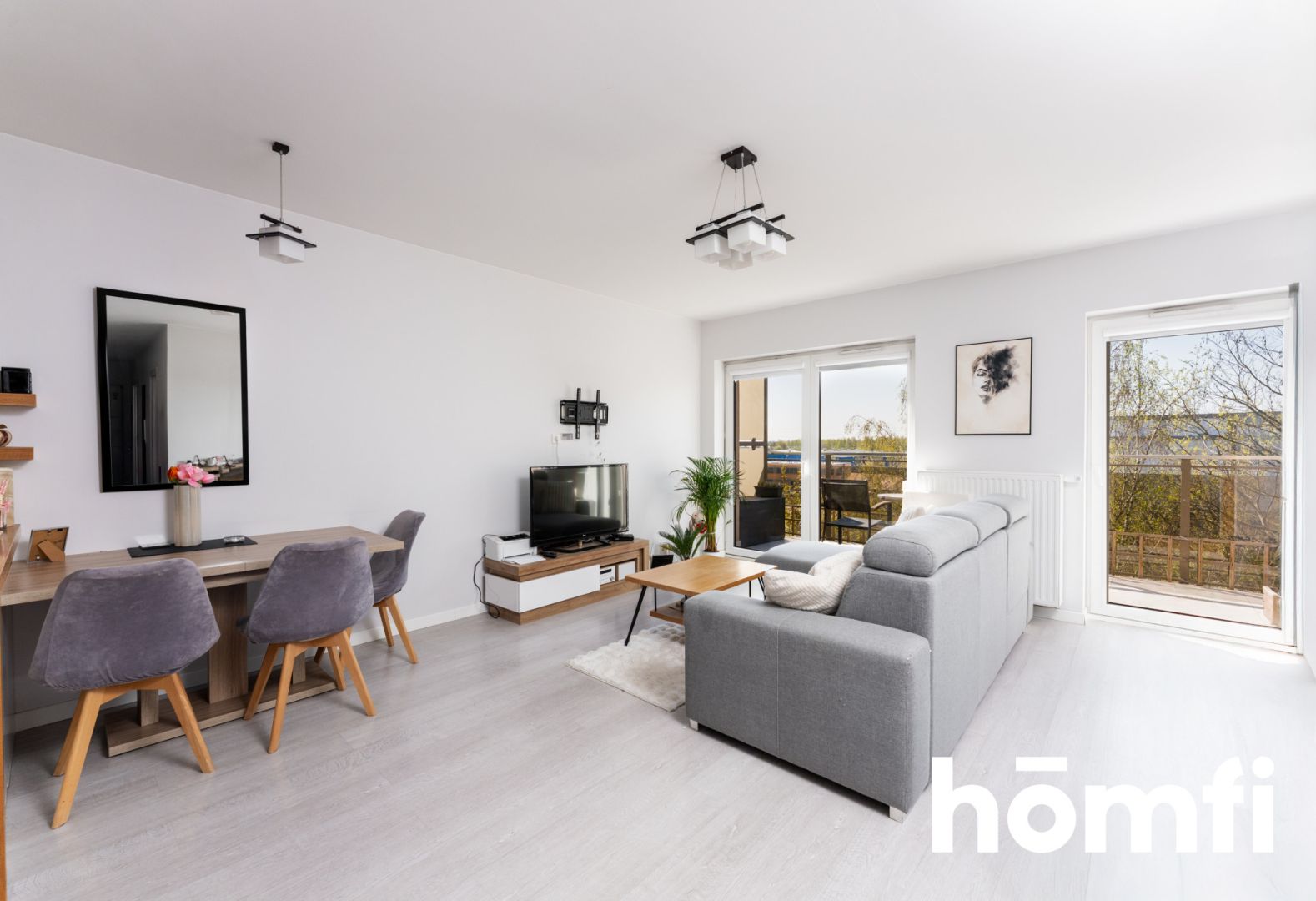 Spacious 3-room apartment with a large balcony - Apartment - Sale - Piaseczyński, Piaseczno / Józefosław