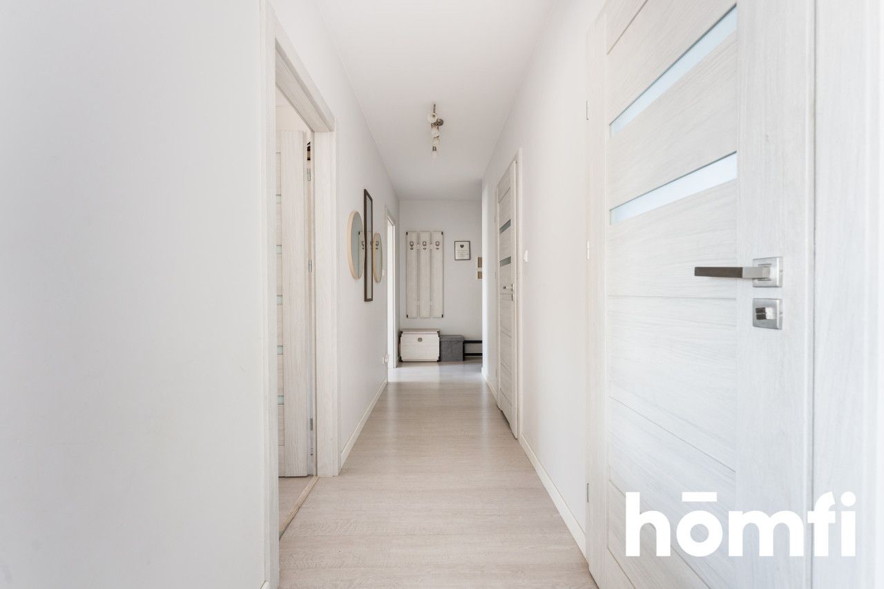 Spacious 3-room apartment with a large balcony - Apartment - Sale - Piaseczyński, Piaseczno / Józefosław