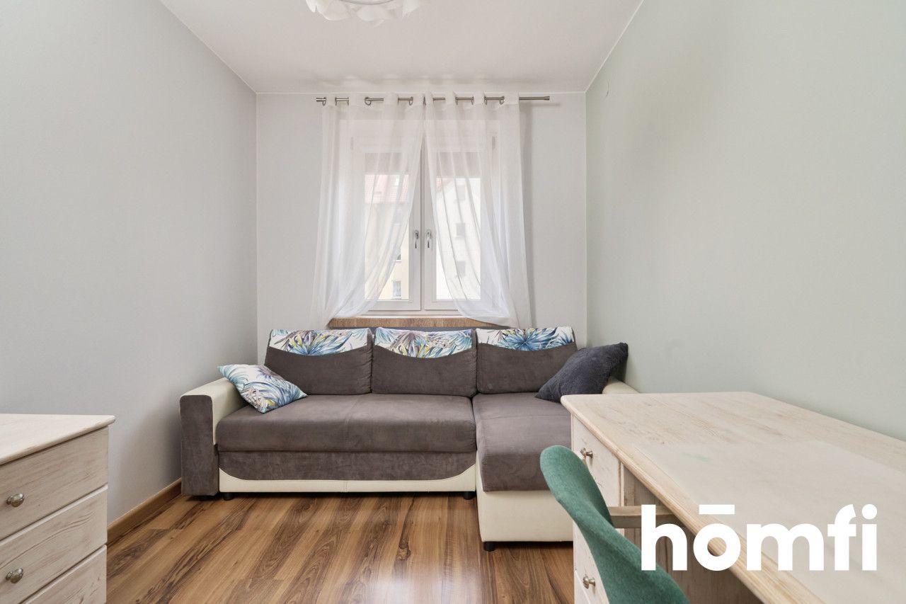 Spacious 4-room apartment on Kiemliczów Street | Close to the airport - Apartment - Rent - Wrocław, Fabryczna / Żerniki